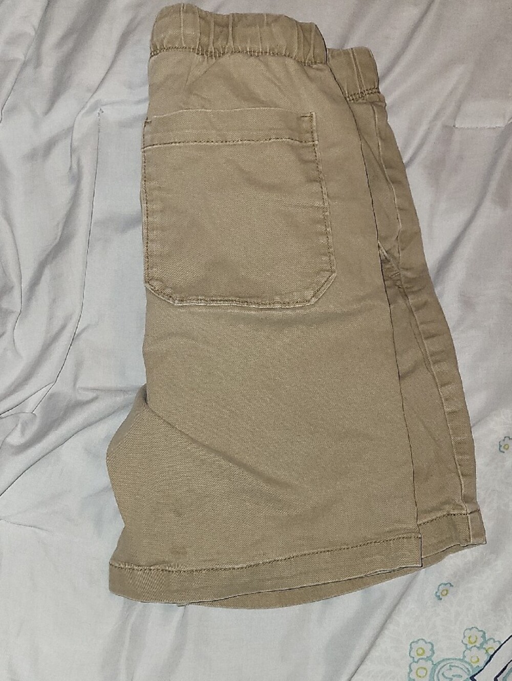 Old Navy Boys Elastic Waist Khaki Shorts - Beige - Picture 2 of 3